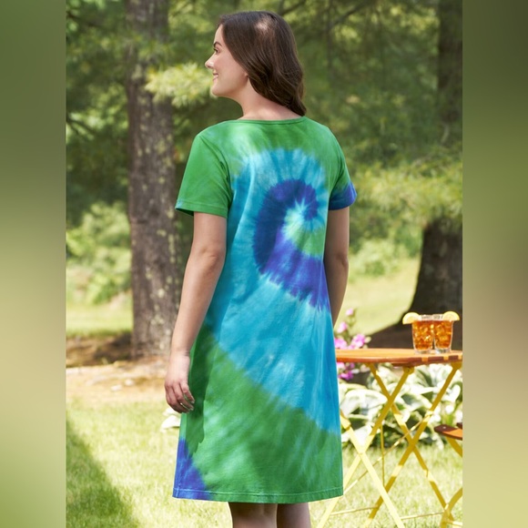 LA CERA Vibrant Tie-Dye tee shirt Dress with pockets medium ๐ - Picture 4 of 10